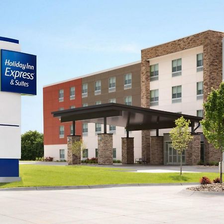 Holiday Inn Express & Suites Warrensburg North By Ihg Exterior foto