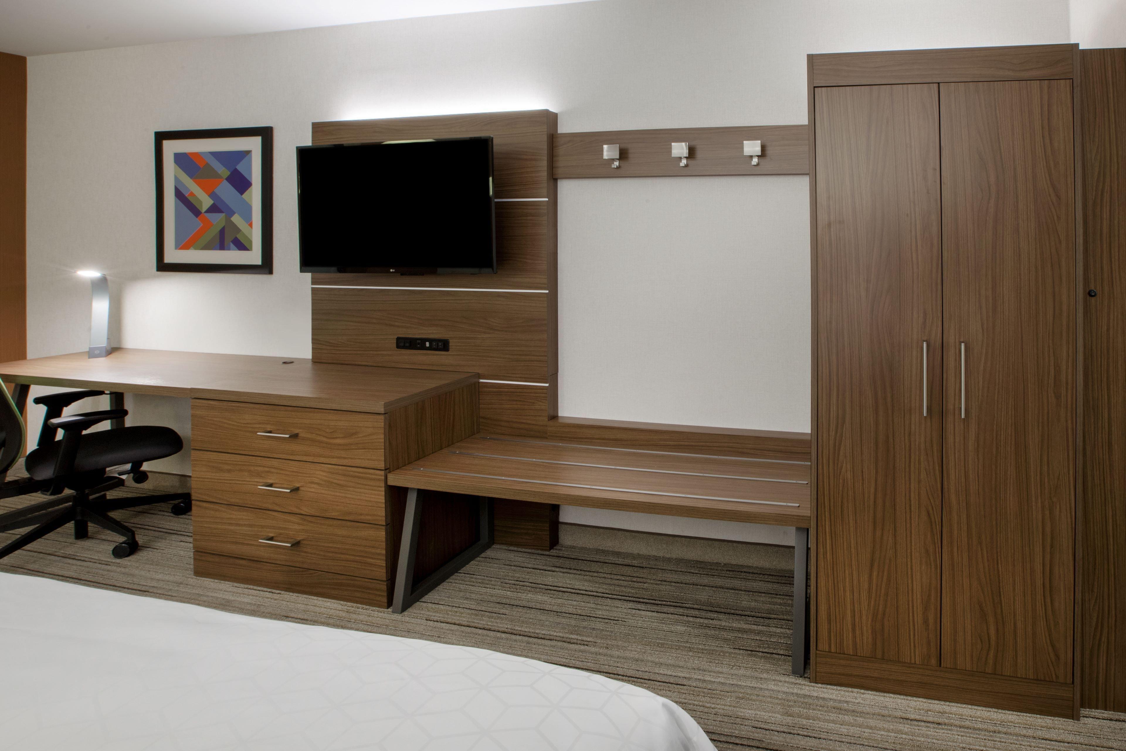 Holiday Inn Express & Suites Warrensburg North By Ihg Exterior foto